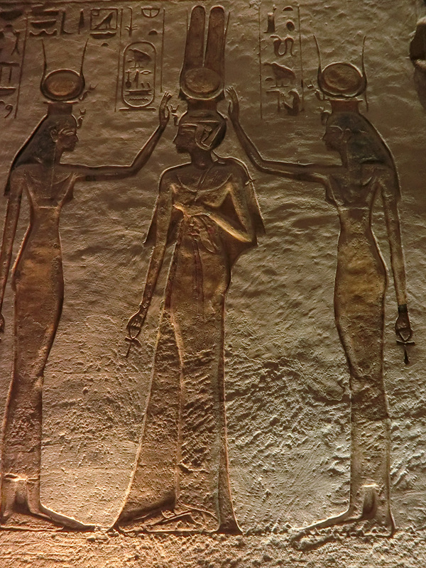 ネフェルタリ王妃と女神たち