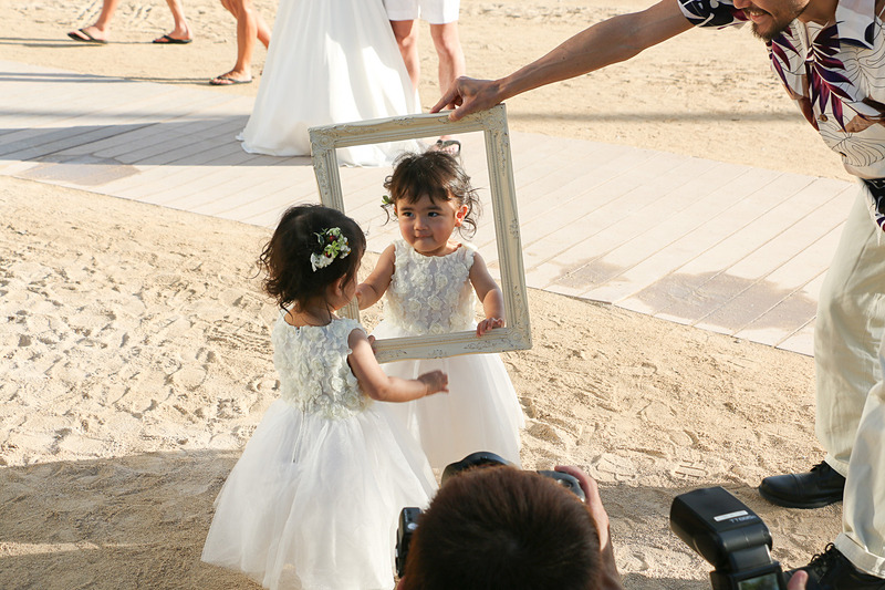 子供たちにフレームを持ってもらって撮影にチャレンジ