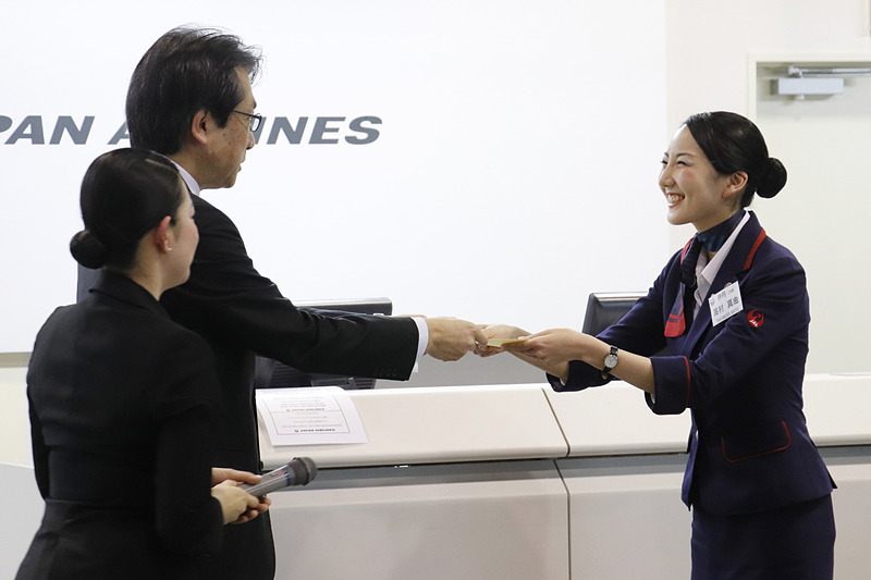 国内空港部門 準優勝 伊丹空港 髙村真由さん