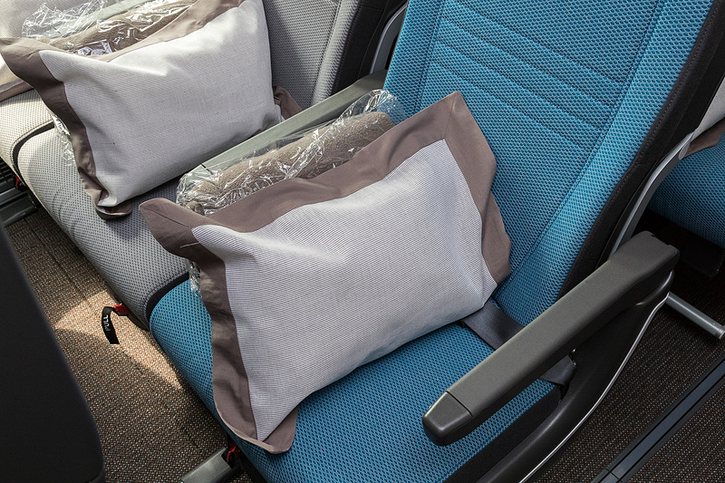 枕とブランケット