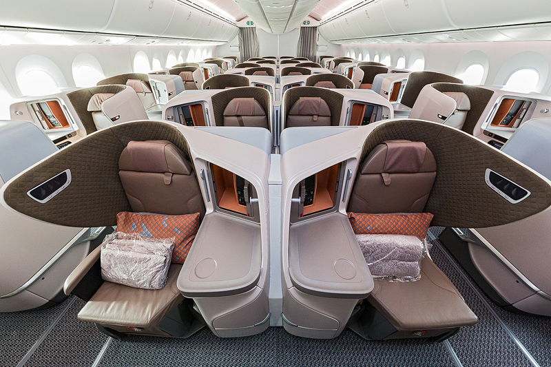 ビジネスクラスのシート配置は1-2-1