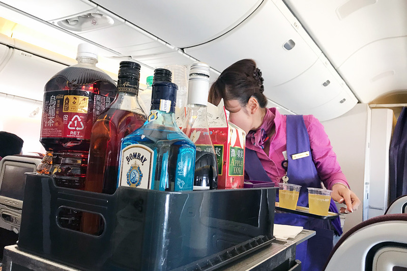 続いて飲み物のサービスも