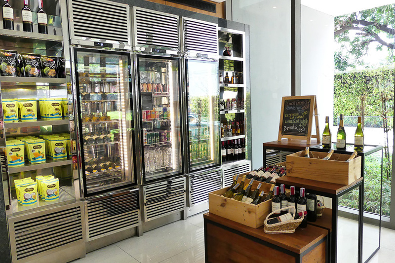 同じ1階にはミニコンビニが。これは便利