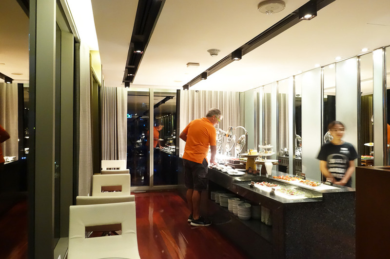 同じ20階にはクラブラウンジ