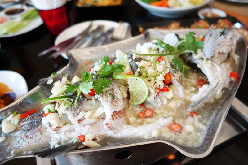 ボリューム満点のシーフード料理がいろいろ