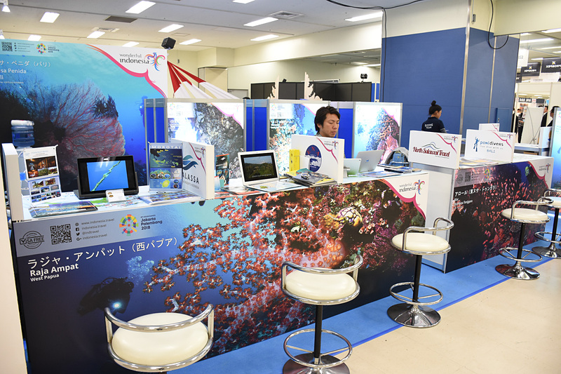 多数のショップが来日している