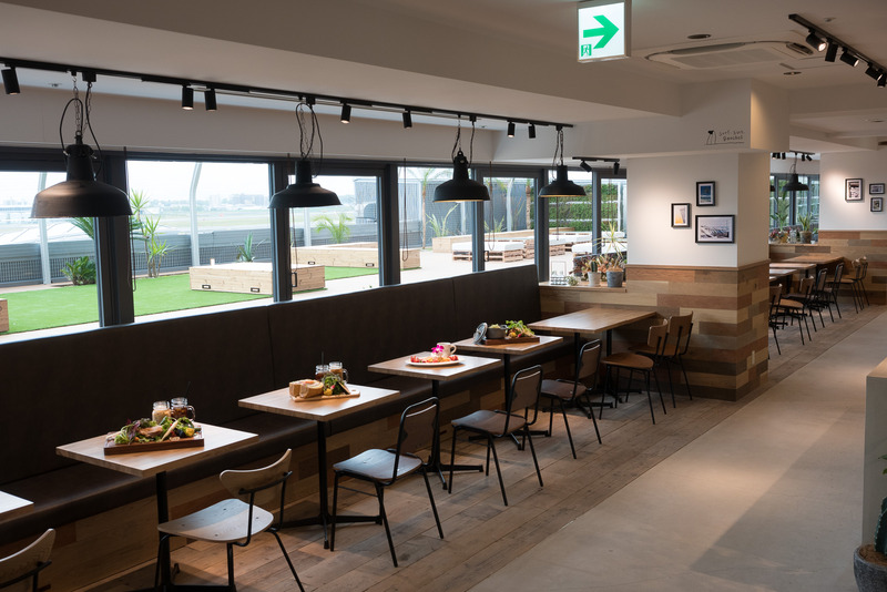 「NORTHSHORE（ノースショア）」の店内や、食事の例