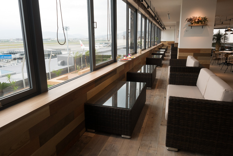 「NORTHSHORE（ノースショア）」の店内や、食事の例