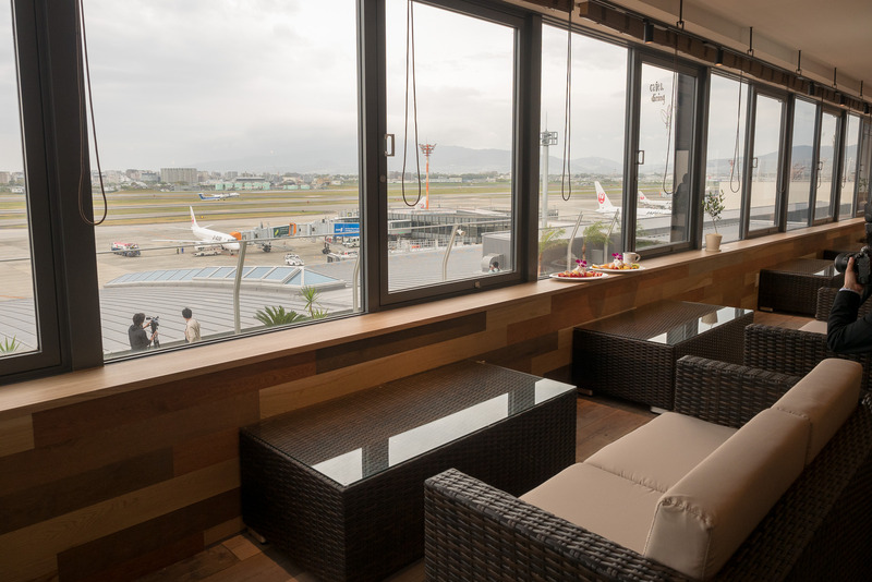 「NORTHSHORE（ノースショア）」の店内や、食事の例