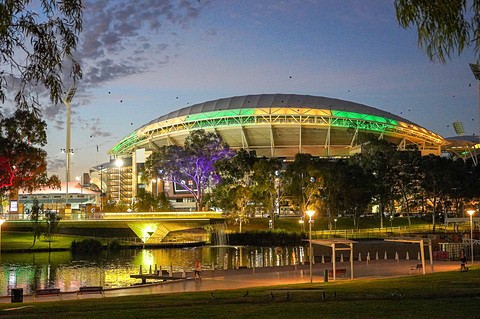 オーストラリア アデレード ヒル への日帰りツアー コアラやカンガルーと触れ合える動物公園やドイツ村が至近 オーストラリアワインを堪能 トラベル Watch