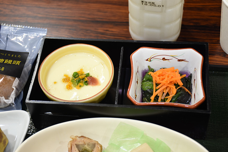 羽田発中旬、羽田着上旬のメニュー