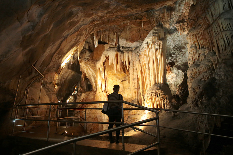 チフリー・ケーブ（Chifley Cave）にて。ジェノラン・ケーブには11の観光鍾乳洞が整備されている