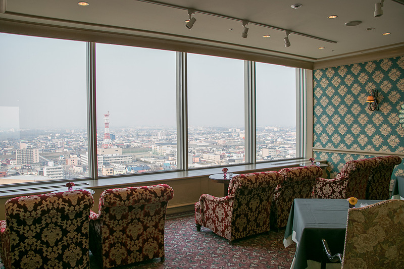 17階のスカイバンケット。最上階のため旭川の街を遠くまで一望できる