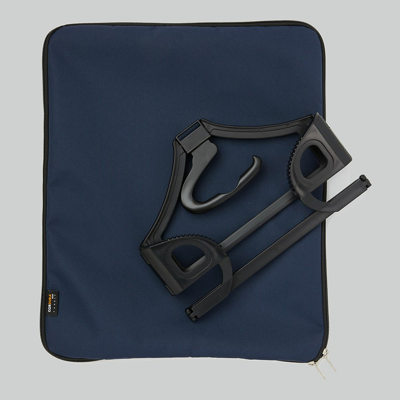 ハンドルをなくしたワンツーフィニッシュハンガーケース