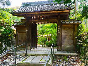 テラハクとブッキング・ドットコムで7月18日から予約できる滋賀県「三井寺（園城寺）」境内にある塔頭