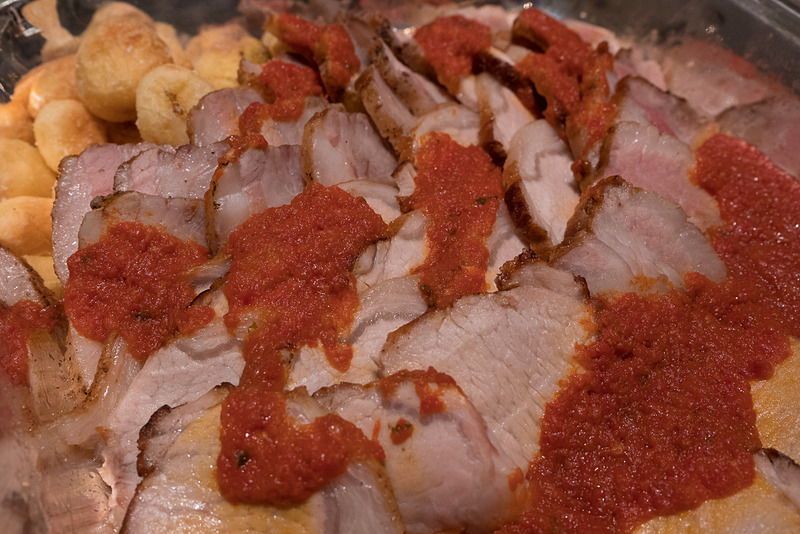 写真左から「阿波牛」「阿波ポーク」「阿波尾鶏」を使用