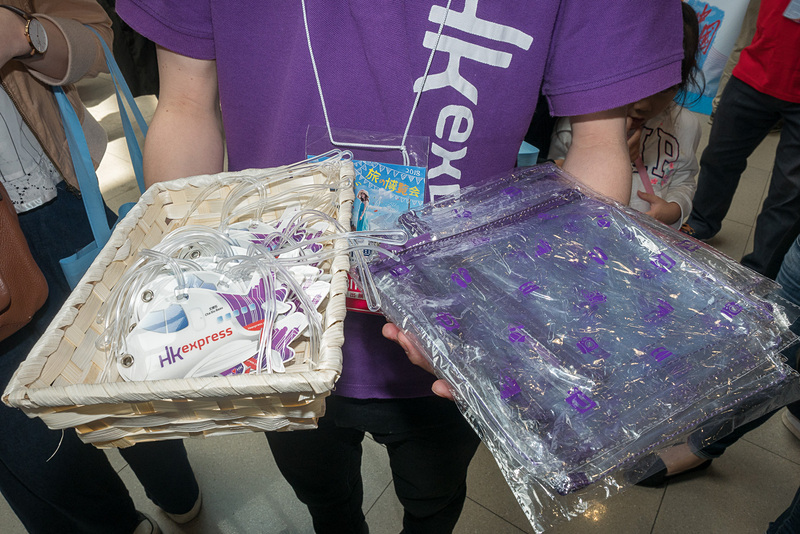 プレゼントしたラゲッジタグとポーチ