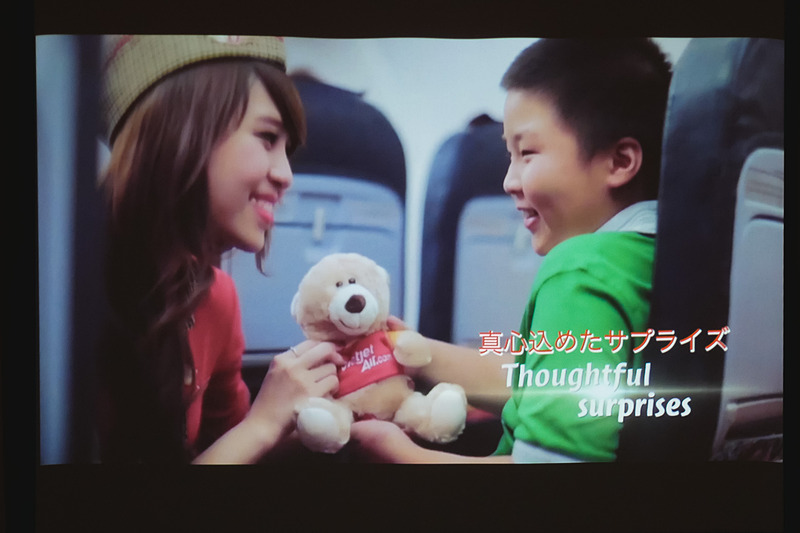 ベトジェットの概要や魅力を紹介するビデオを上映