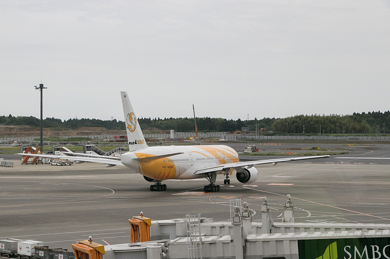 380名の乗客と11名の乗務員を乗せたXW101便はバンコクに向けて飛び立っていった