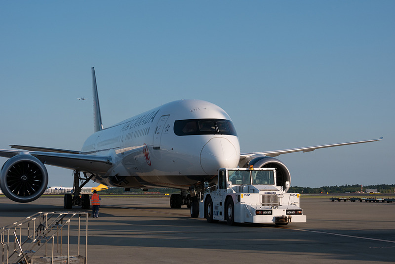 ほぼ定刻どおりにプッシュバックを開始
