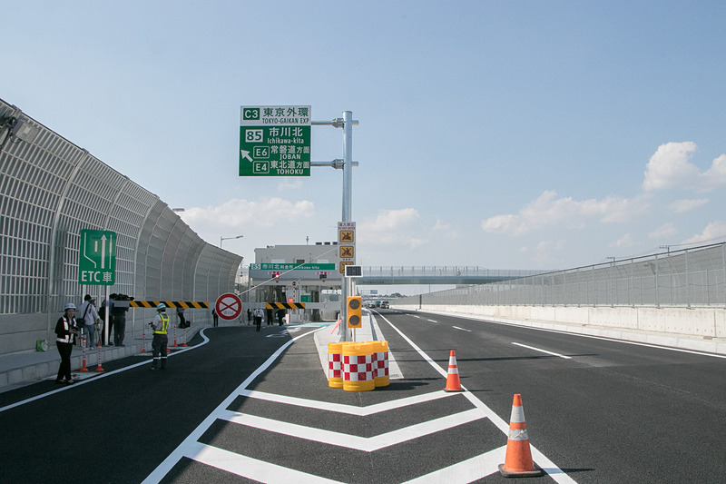 開通前の市川北料金所