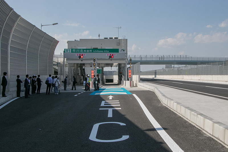 開通前の市川北料金所