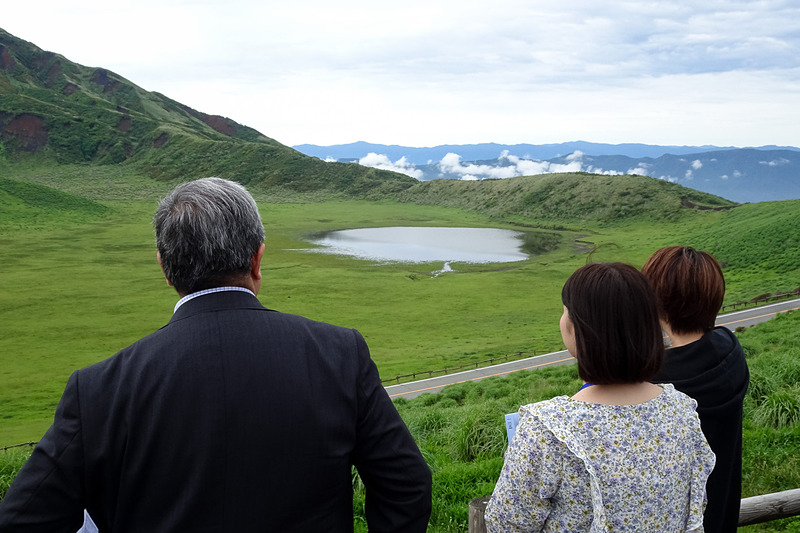 草千里ヶ浜といえば自然にできた池