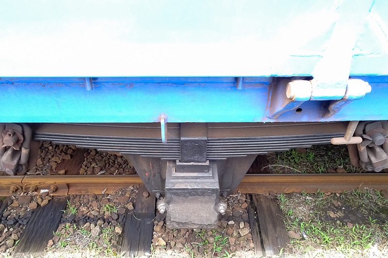 出発前からガイドがスタート。国鉄時代の貨車を使っている。そんな車両の特徴も説明があった