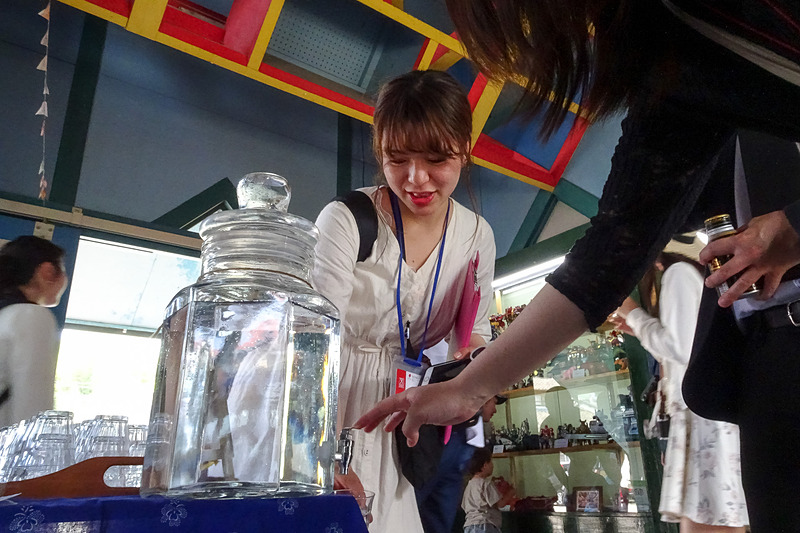 南阿蘇の水が入ったサーバーも