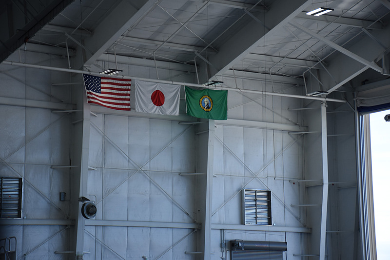 3枚の旗は州知事と当時の駐米大使が激励に訪れた際に掲揚したもの