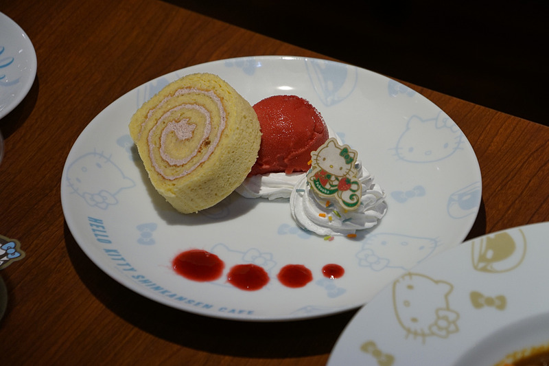 そのほかにもかわいらしい限定メニューが展開される