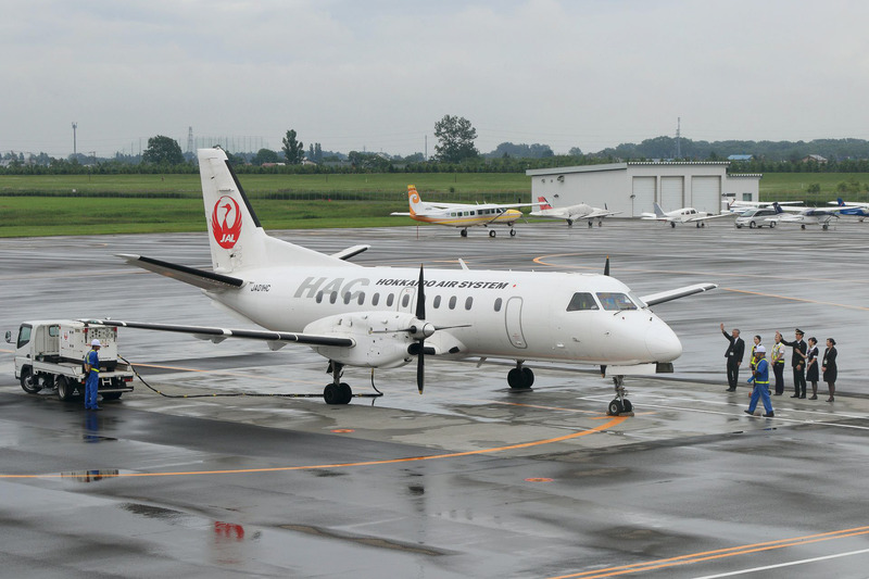 桑野氏をはじめHACスタッフに見送られ、エンジンスタート