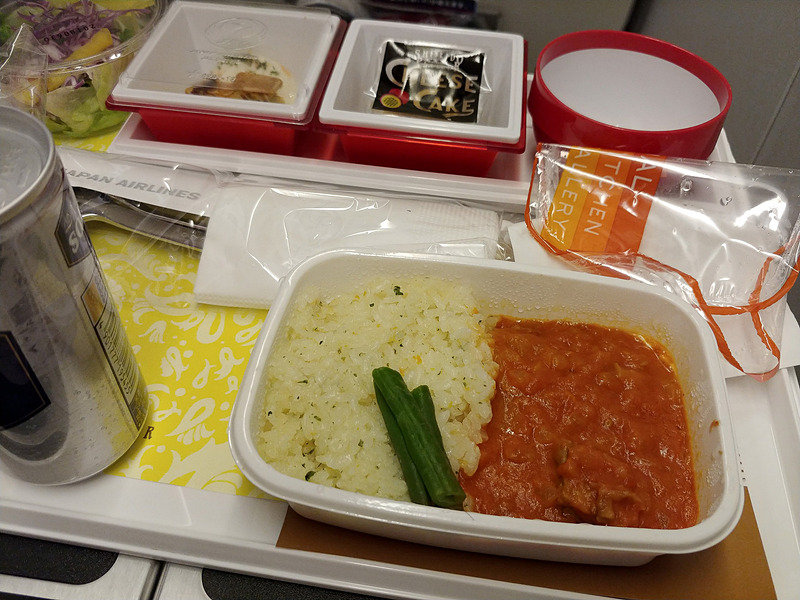 エコノミークラスでも、資生堂パーラーが手がけるこだわりのメニューを味わえる