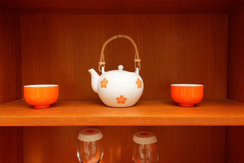 テーマカラーをオレンジに統一。オレンジ色のプルメリアをイメージしているという