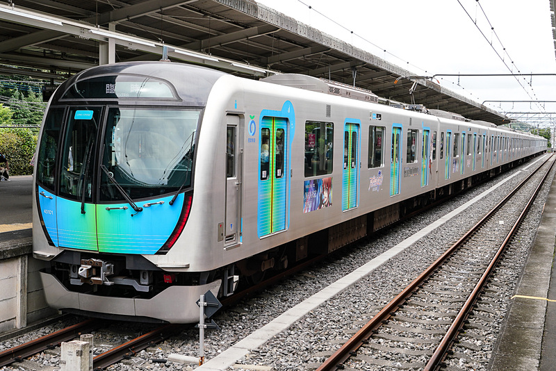 アイドリッシュセブン プレミアムトレイン。西武球場前駅駅にて撮影