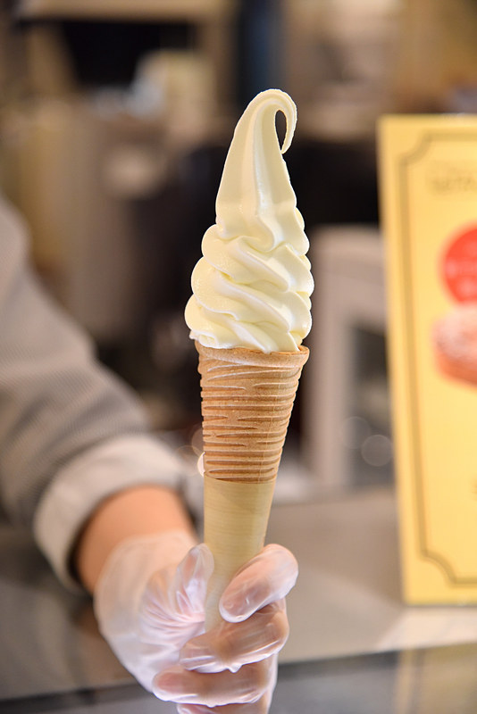 搭乗者には新千歳空港の該当店舗などで「クリームグラッセ マリアージュ」も