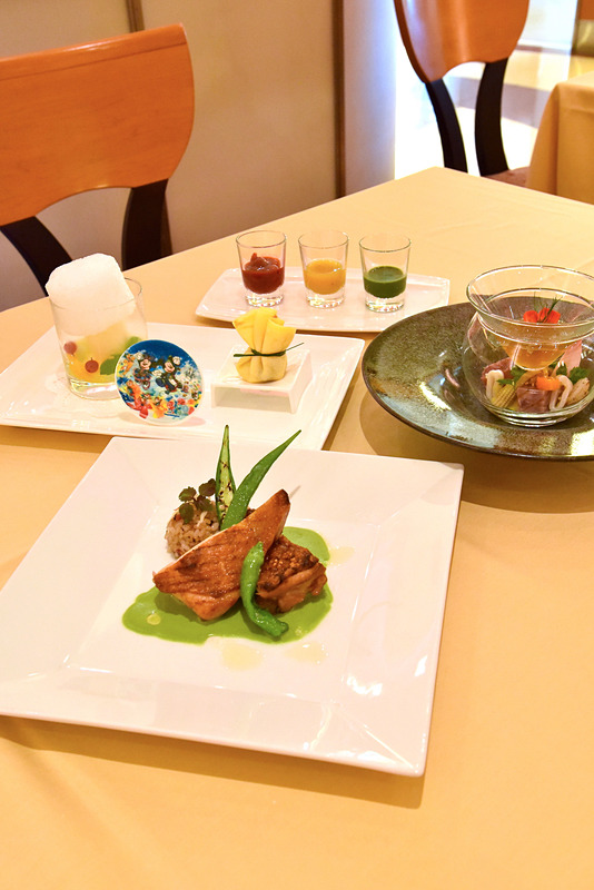 「エンパイア・グリル」の「“ディズニー夏祭り”エンパイア・グリル・ランチ」（4500円）