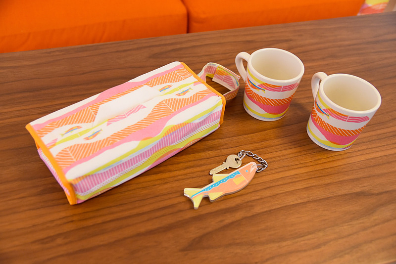 ティッシュカバーやマグも鮭化。とにかくかわいい