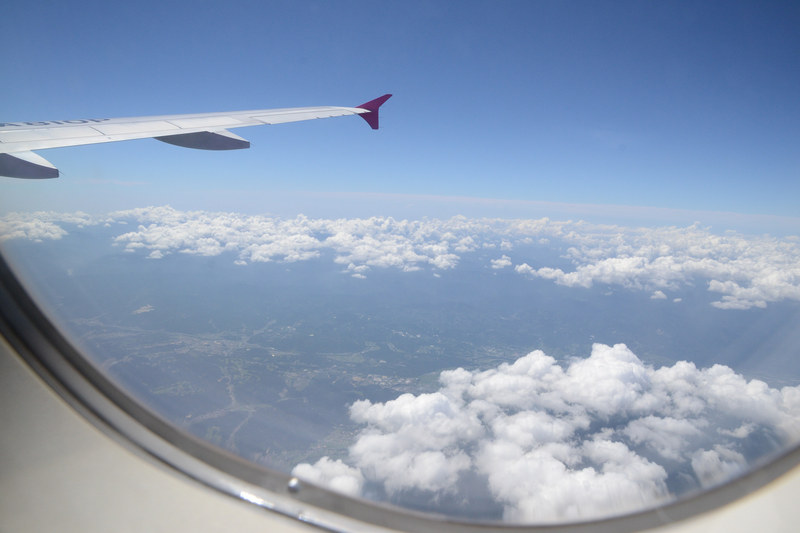 いよいよ離陸。天気もよかったので、機内からの景色も楽しめた