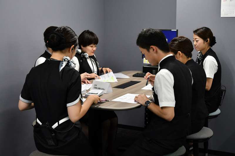 グランドスタッフがミーティングを行なえるスペース