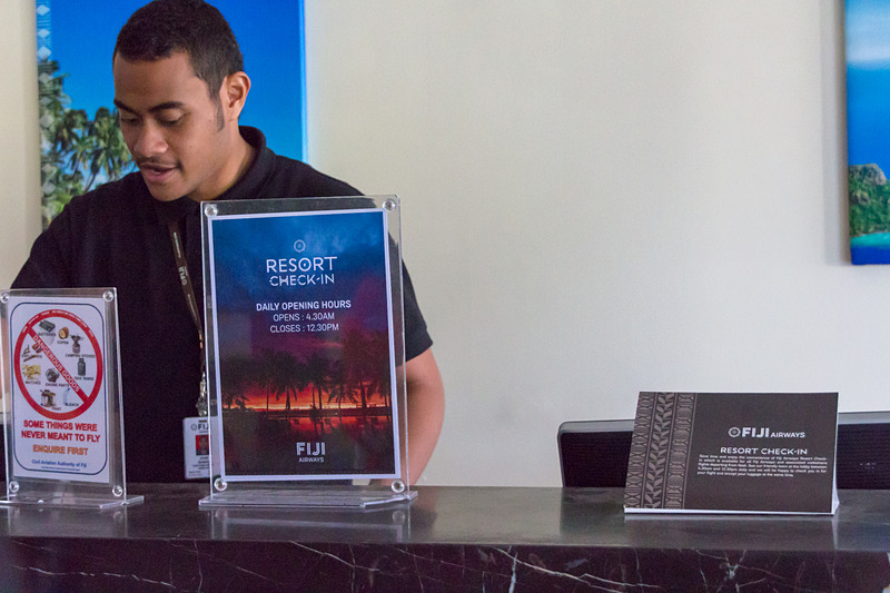 オープン時刻は4時30分から12時30分までとなっている