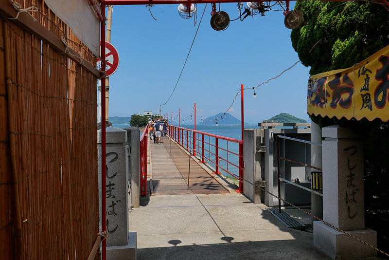 つしま橋は、このように津島まで一直線に伸びている