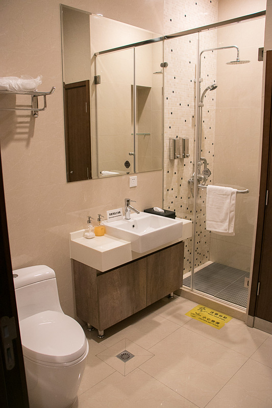 シャワールームや着替えスペースなど