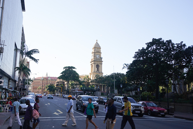 モスクの塔が見える