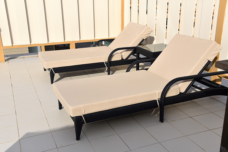 BBQを楽しんだりするテーブルなどもある