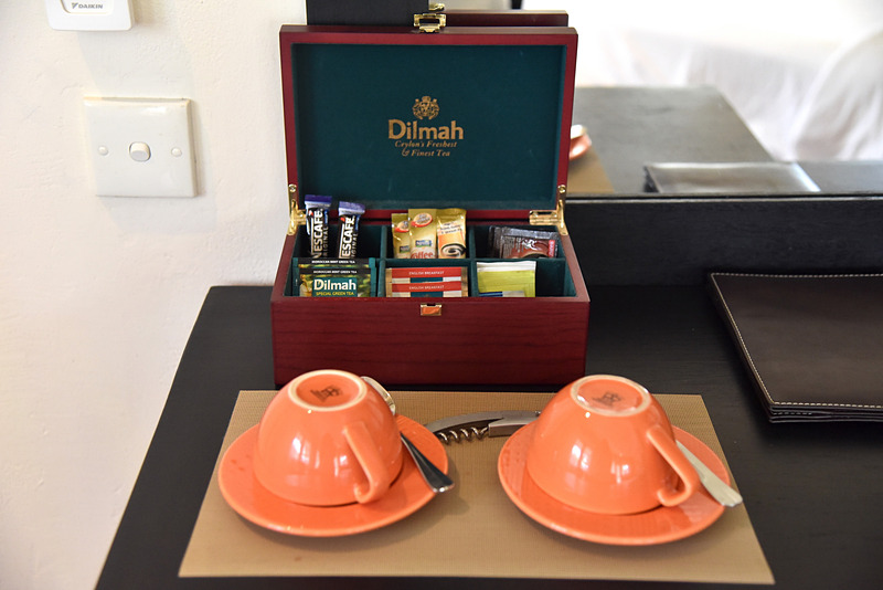 無料のコーヒーと紅茶など