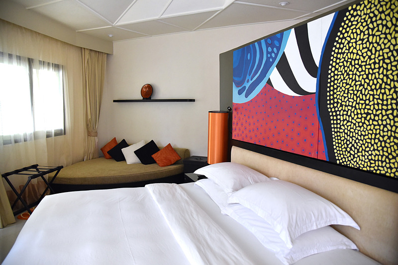 ベッドルームの構造はほかのヴィラと同一。「VELAVARU VILLA」（323m<sup>2</sup>）