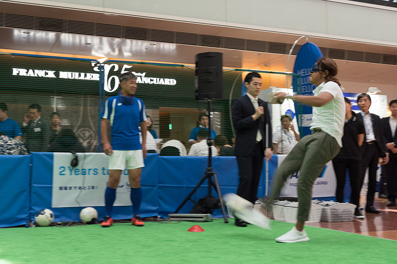 北澤氏も同様に指さし確認後にゴール。力のあるさすがのキックで、バーに当てながらゴールを決めた