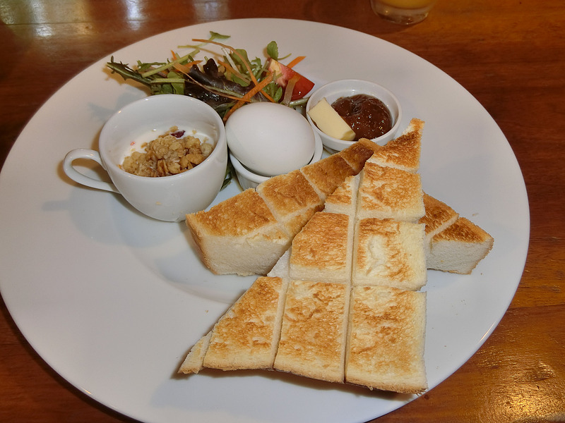翌朝の朝食。どれもとても美味しかった！