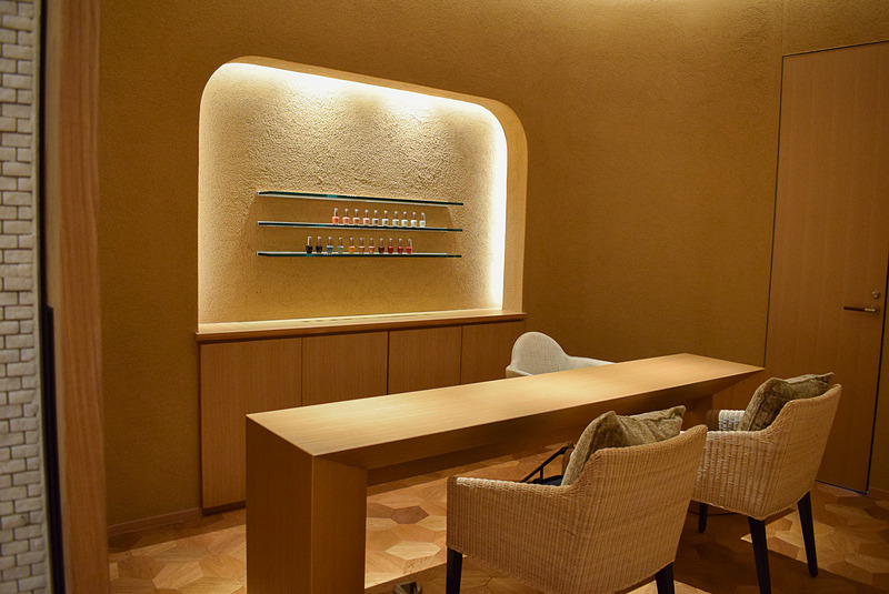 「スパ はなり」内のネイルサロン